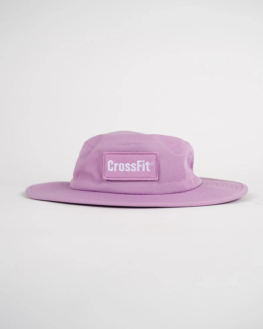 CrossFit bucket hat in purple – wide brim hat with embroidered CrossFit logo, lightweight cotton design for sun protection and training style.