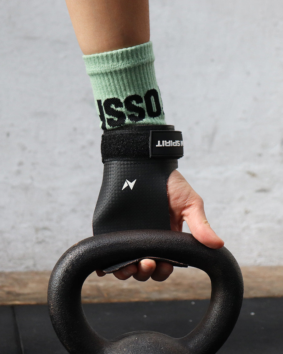 Fingerless grips crossfit sale