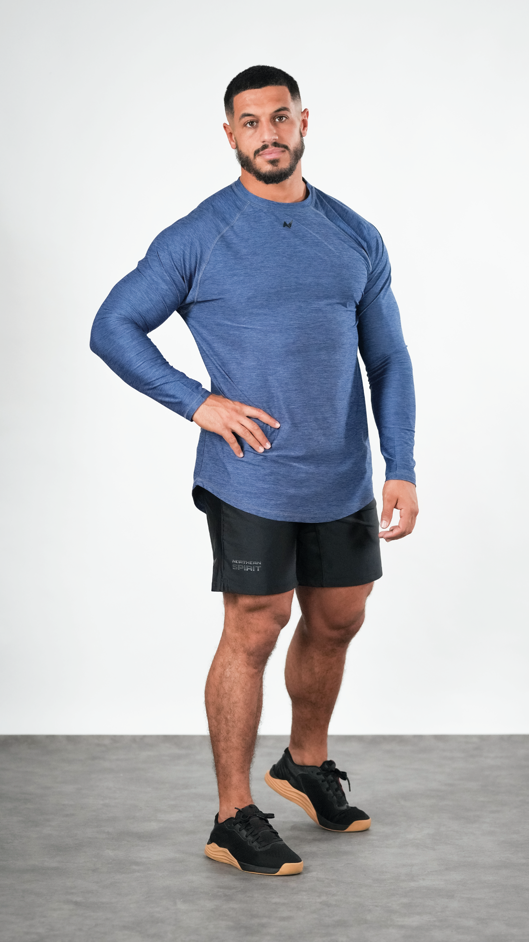 T shirt discount sous pull